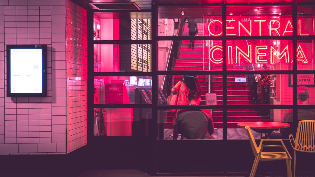 As salas portuguesas apresentam em agosto uma programação diversificada entre produção nacional e cinema internacional. (Imagem ilustrativa)